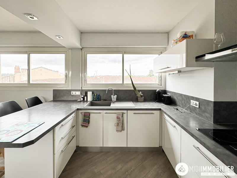 Appartement - 79 m² - 3 pièces