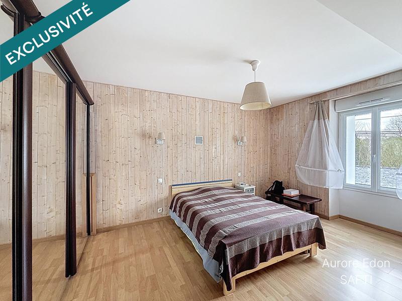 Maison - 152 m² - 7 pièces