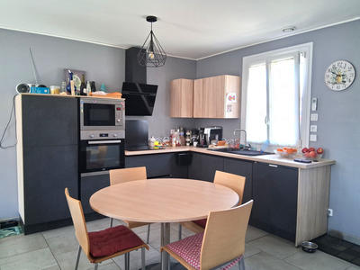 Maison - 89 m² - 5 pièces