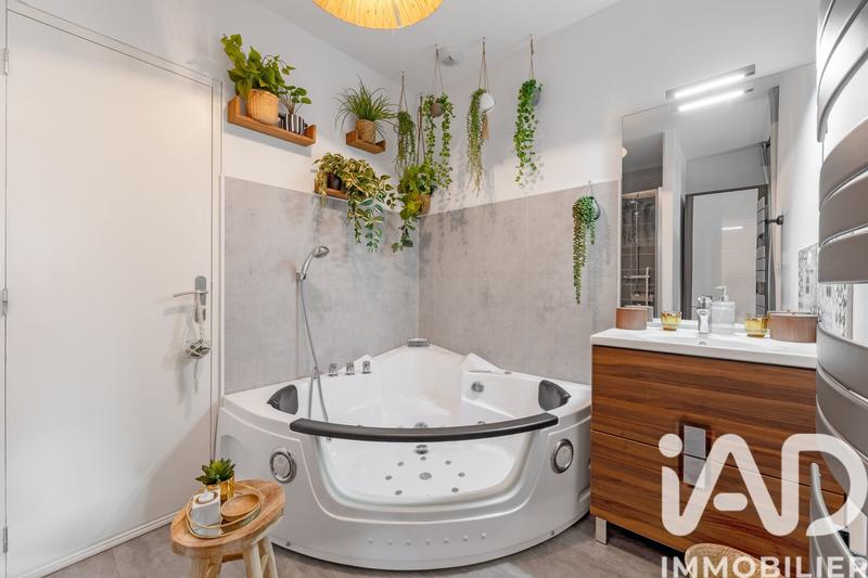 Maison - 143 m² - 4 pièces