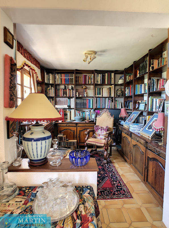 Villa - 269 m² - 12 pièces