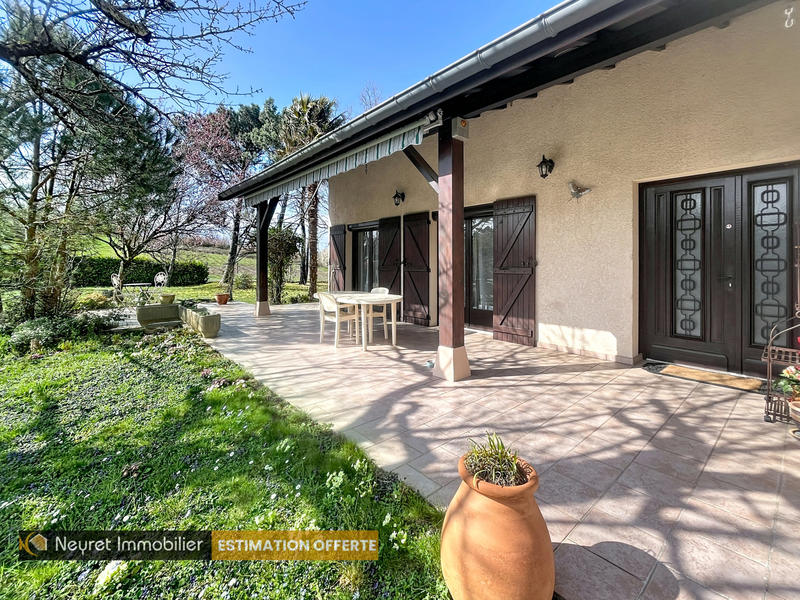 Maison - 158 m² - 7 pièces