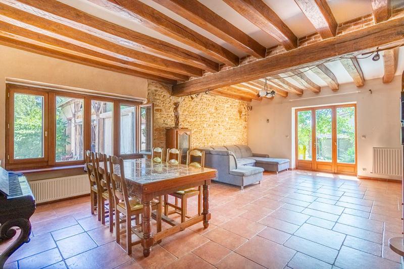 Maison - 158 m² - 7 pièces