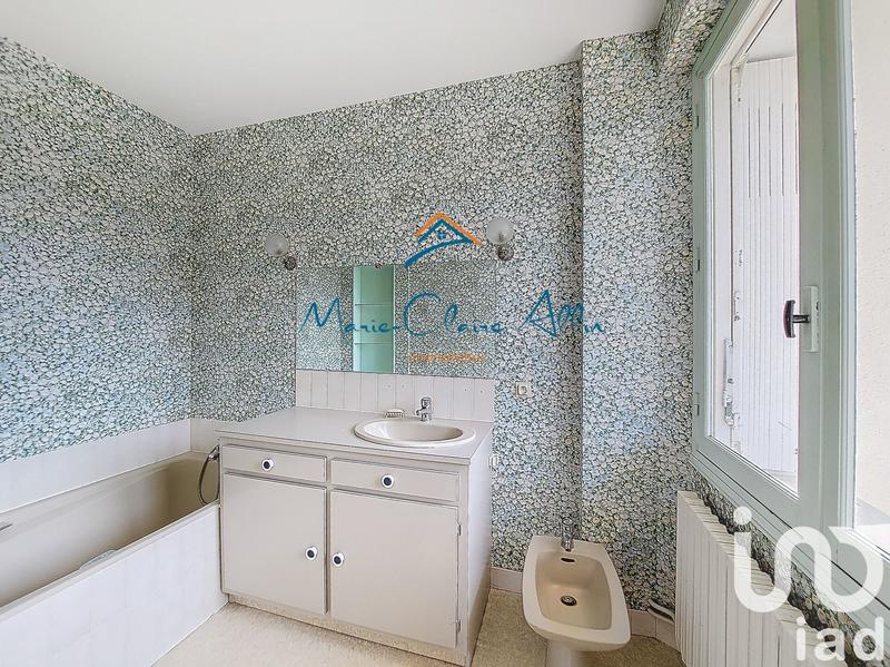 Maison - 193 m² - 8 pièces