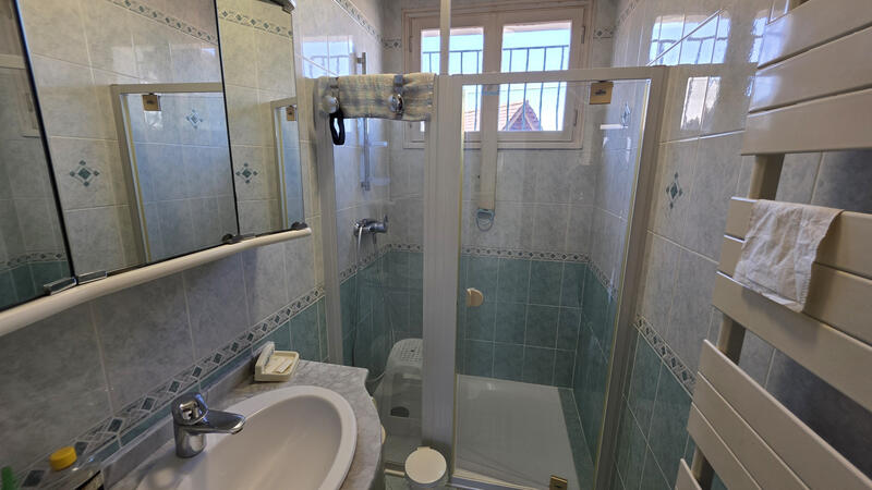 Maison - 80 m² - 6 pièces