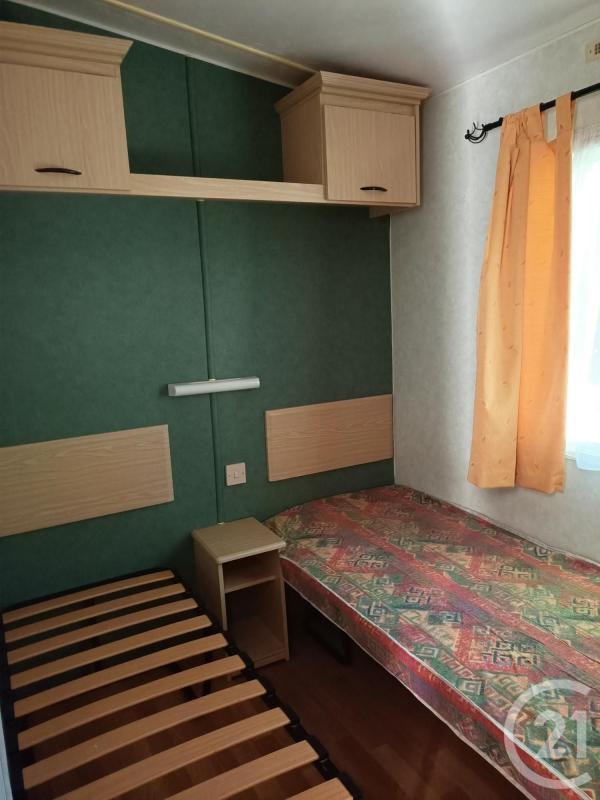 Château - 35 m² - 1 pièce