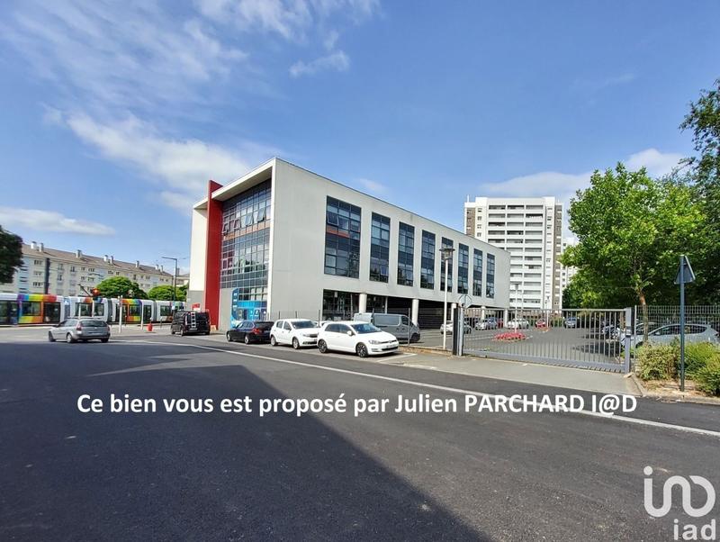 Local commercial - 225 m²