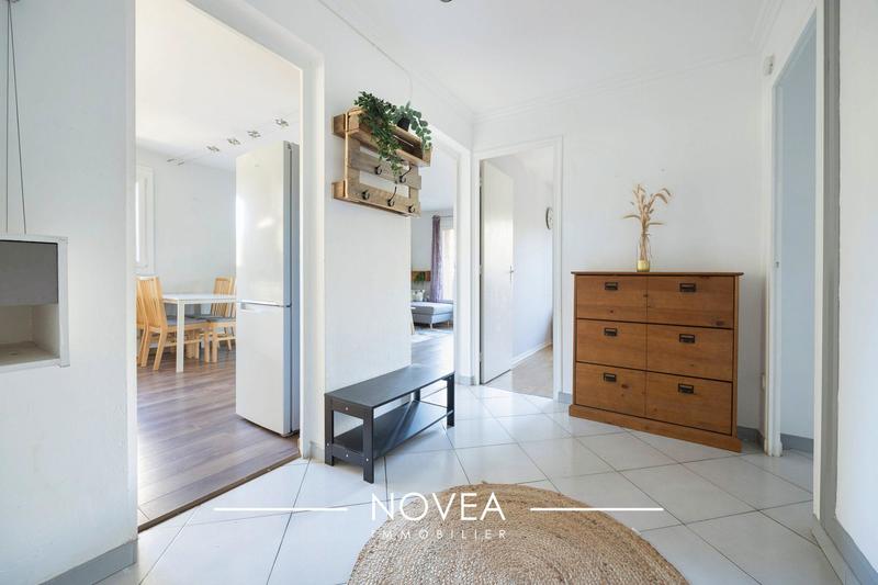 Appartement - 65 m² - 3 pièces