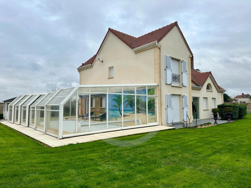 Maison - 196 m² - 7 pièces