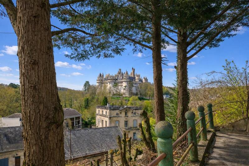 Maison - 150 m² - 4 pièces