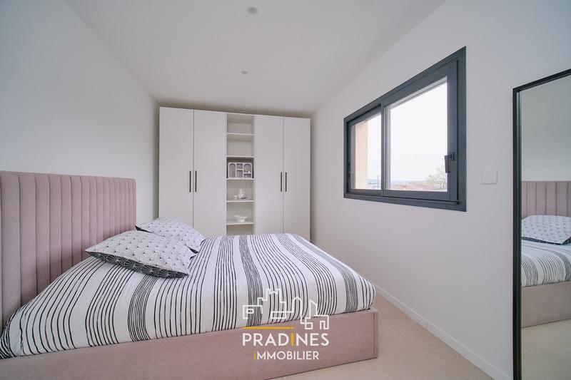 Maison - 121 m² - 5 pièces