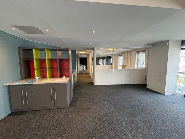 Bureau - 428 m²