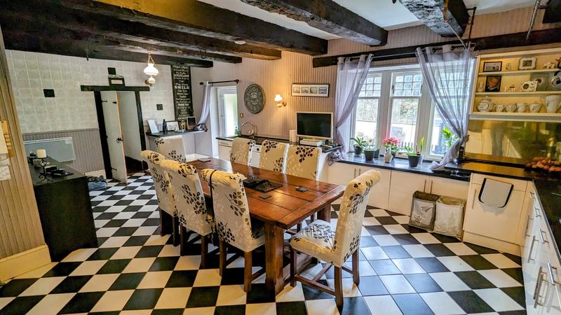 Longère - 180 m² - 6 pièces