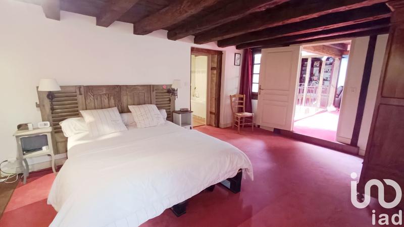 Maison - 188 m² - 9 pièces