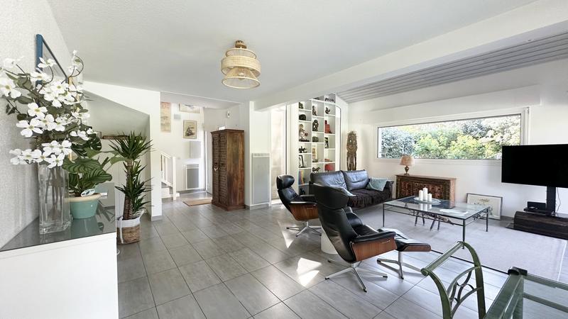 Maison d'architecte - 160 m² - 7 pièces