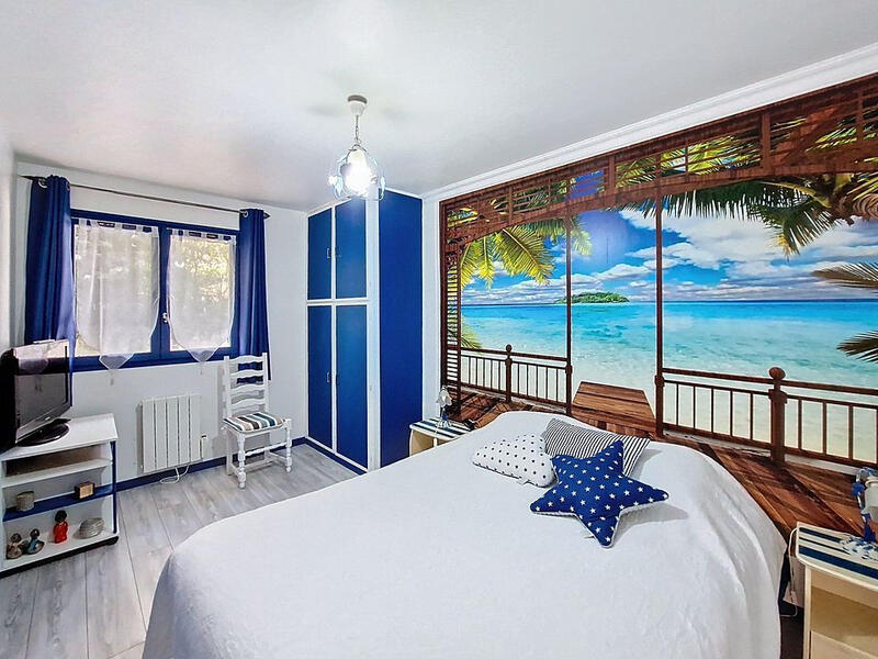 Maison - 144 m² - 8 pièces