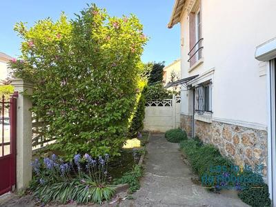 Maison - 62 m² - 3 pièces
