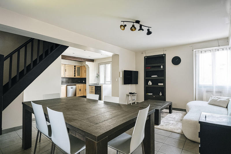 Maison - 88 m² - 4 pièces