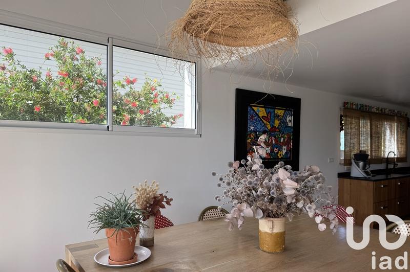 Maison - 238 m² - 6 pièces