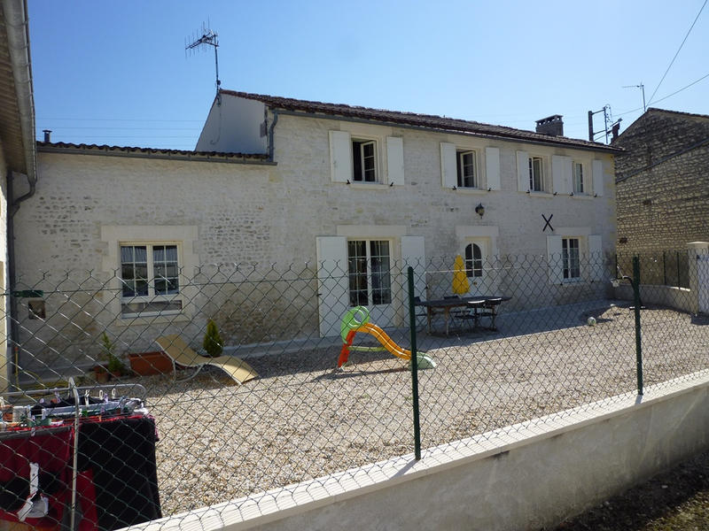 Maison - 124 m² - 6 pièces