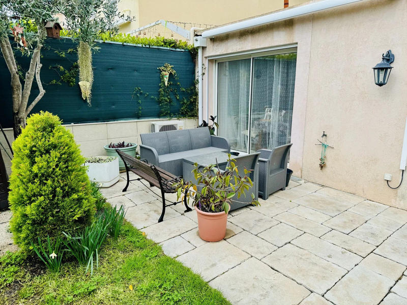 Maison - 94 m² - 5 pièces