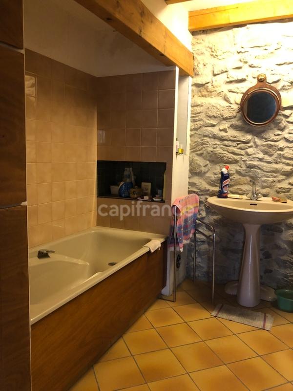 Maison de village - 200 m² - 7 pièces