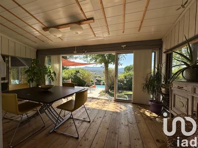 Maison - 112 m² - 5 pièces