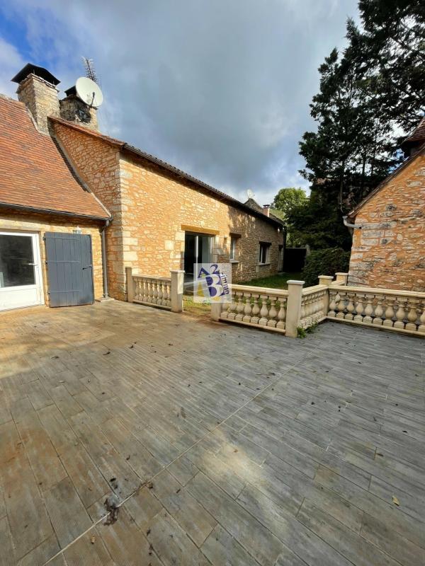 Maison en pierre - 181 m² - 7 pièces