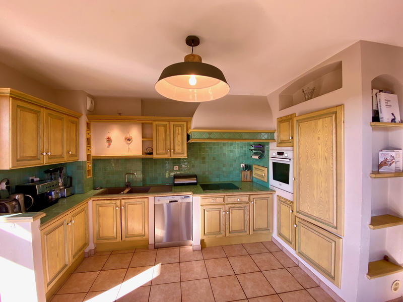 Maison - 133 m² - 9 pièces