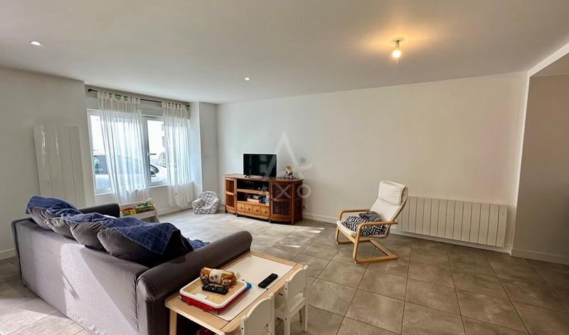 Maison - 104 m² - 4 pièces