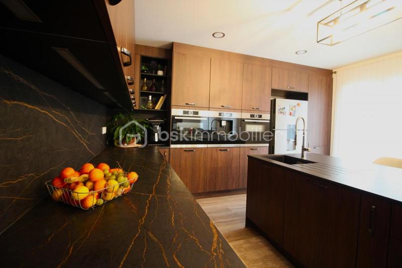 Maison - 165 m² - 7 pièces