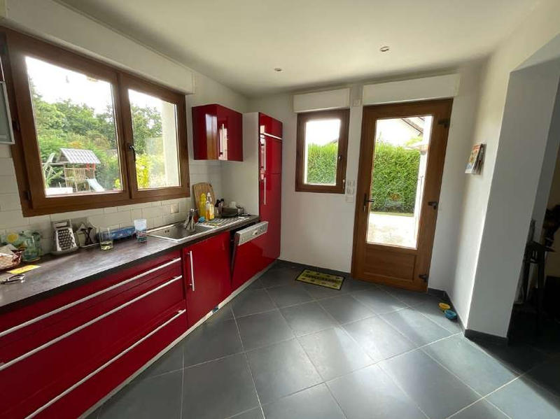 Maison - 182 m² - 6 pièces