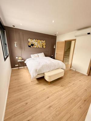 Maison - 159 m² - 5 pièces