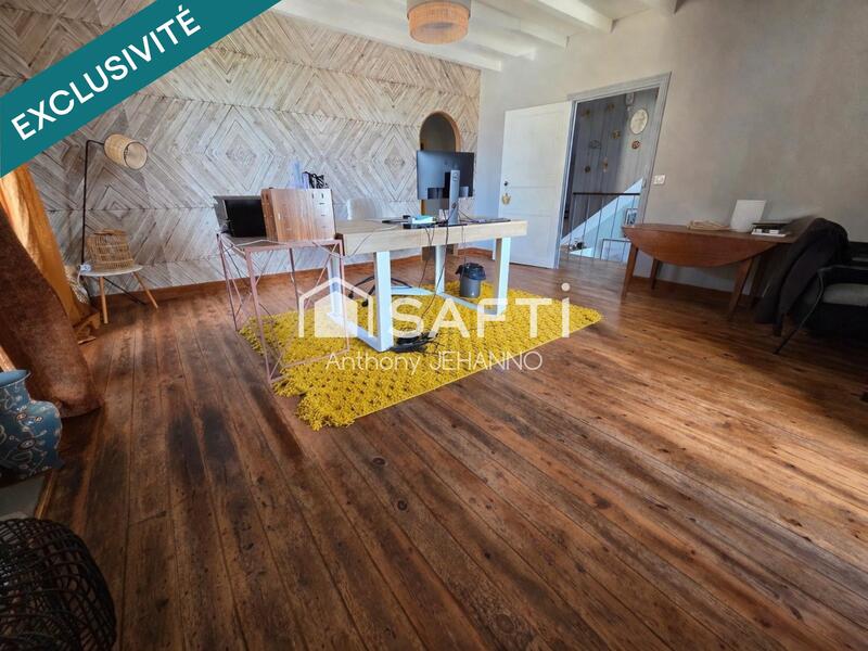 Maison - 270 m² - 6 pièces