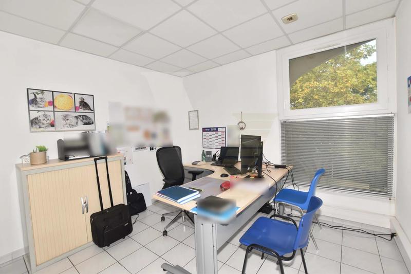 Local commercial - 282 m²