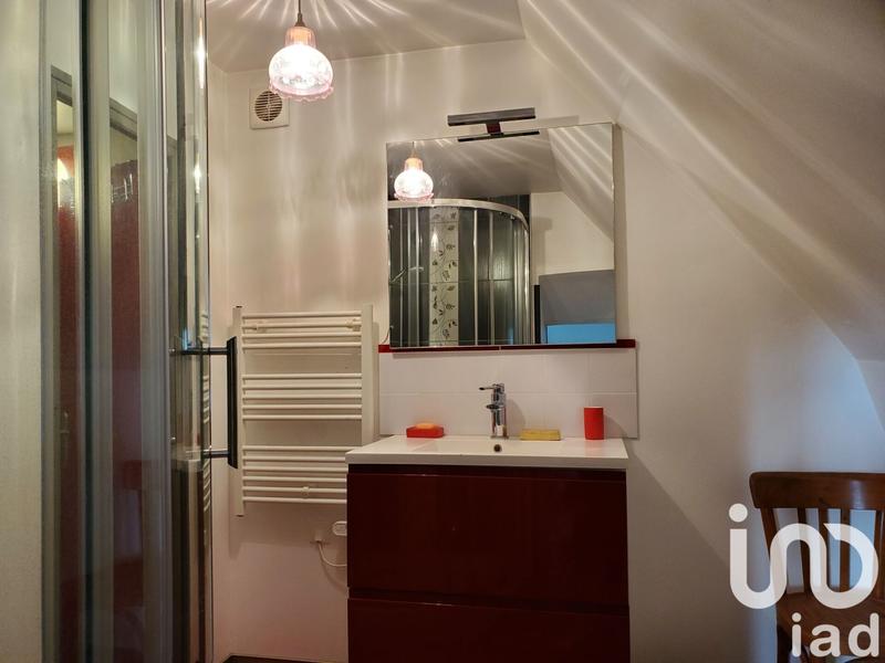 Maison - 185 m² - 8 pièces