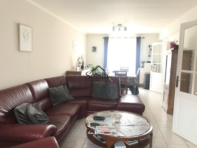 Maison - 98 m² - 5 pièces