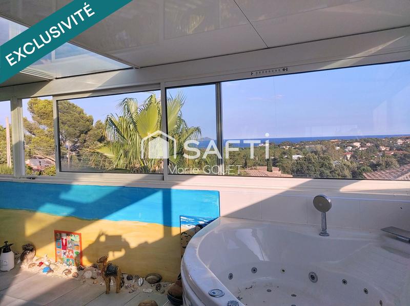 Maison - 237 m² - 8 pièces