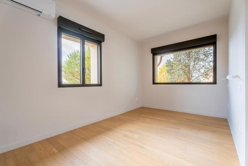 Maison - 182 m² - 6 pièces