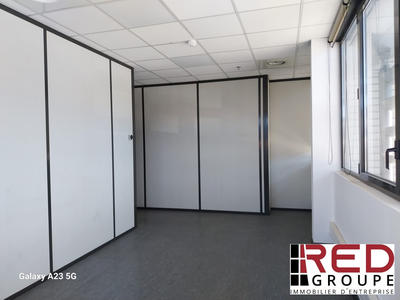 Entrepôt - 1 265 m²