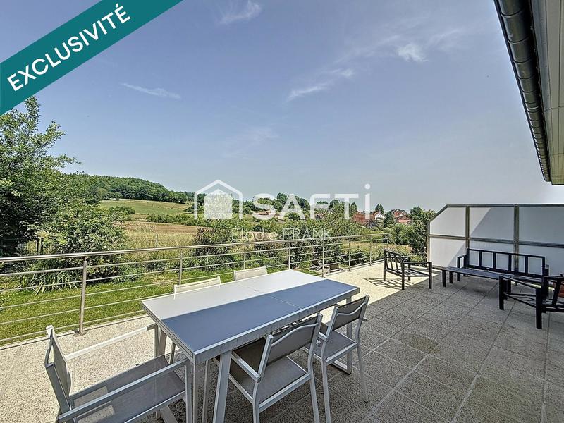 Maison - 259 m² - 9 pièces