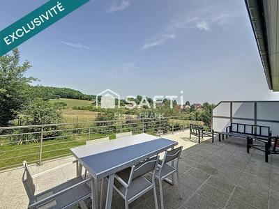 Maison - 259 m² - 9 pièces