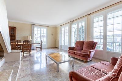 Maison - 123 m² - 6 pièces