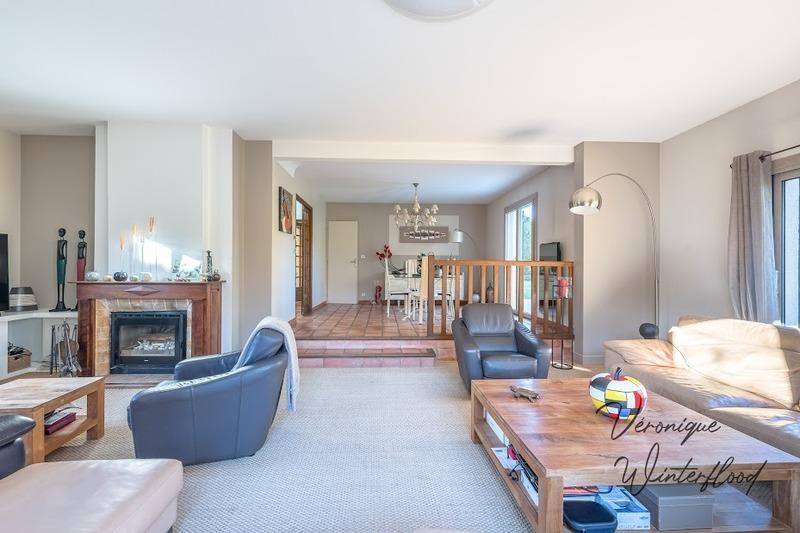 Maison - 185 m² - 8 pièces