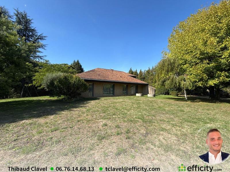 Maison - 200 m² - 6 pièces