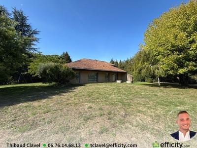 Maison - 200 m² - 6 pièces