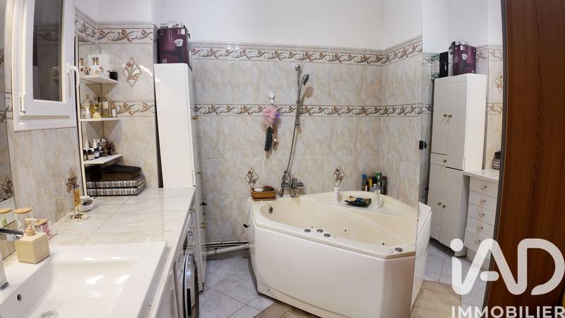 Appartement - 83 m² - 3 pièces