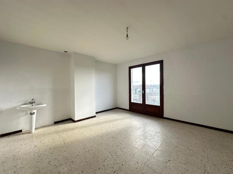 Maison - 200 m² - 6 pièces