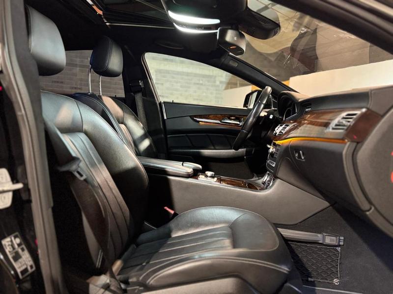 Mercedes Classe Cls 500 Shooting Brake 4.7 V8 4Matic 7g-Tronic 408ch Toit ouvrant, Harman-Kardon, Sièges chauffants &amp; ventilés