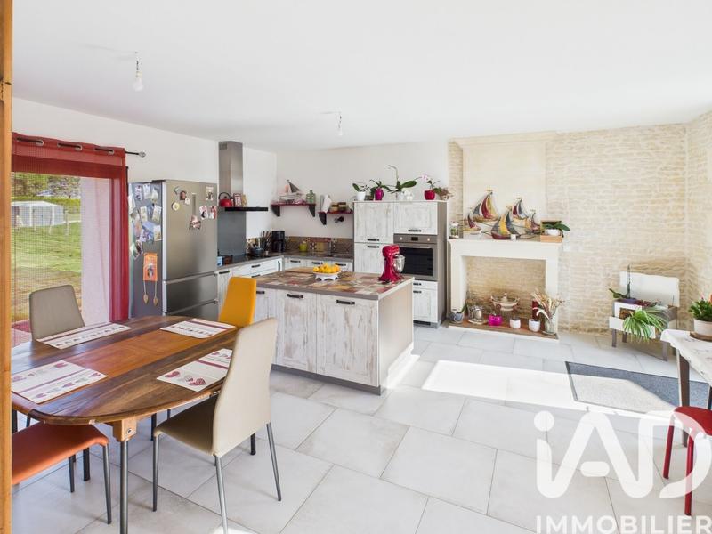 Maison - 347 m² - 5 pièces
